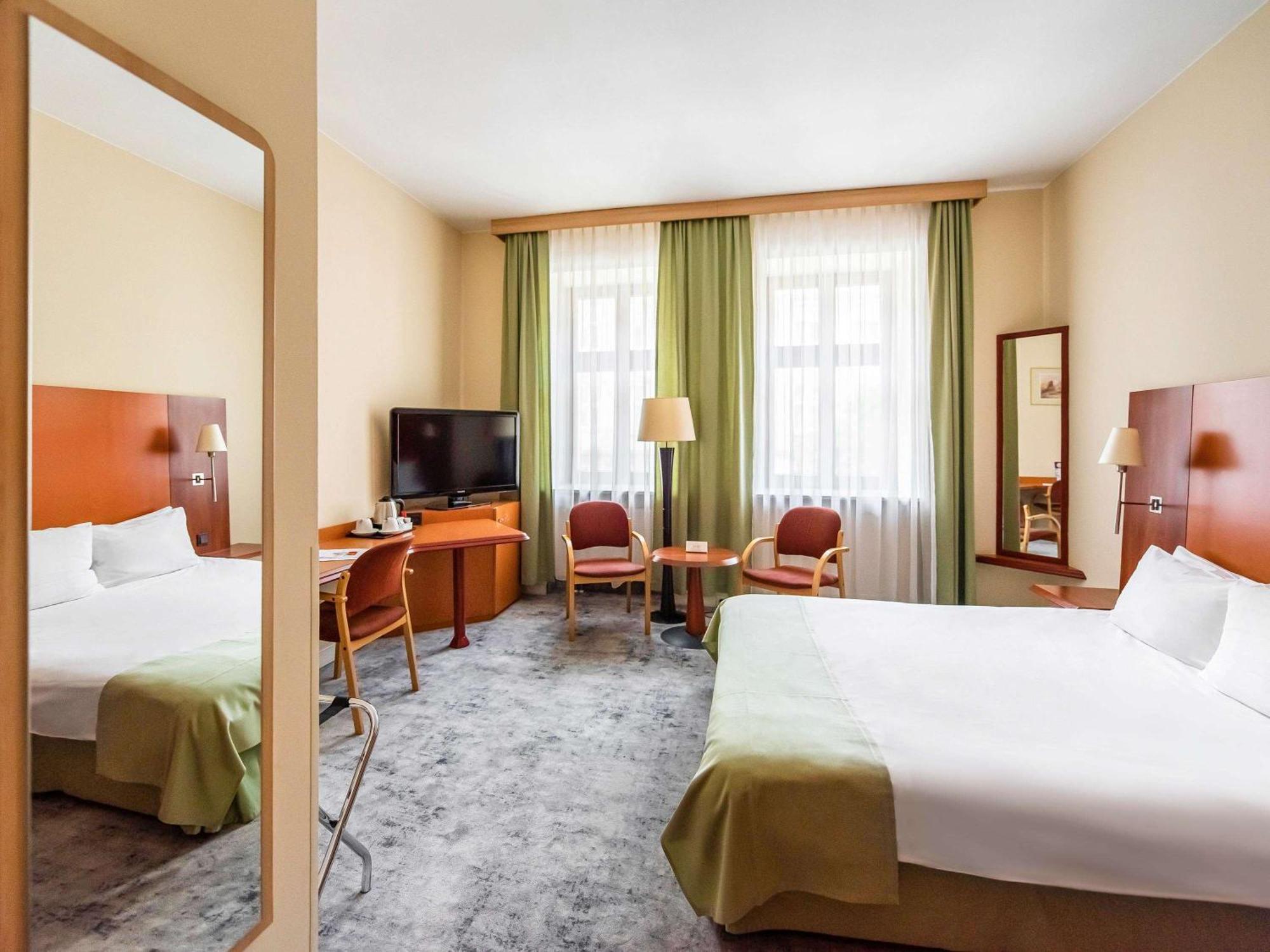 Mercure Ополе Екстериор снимка