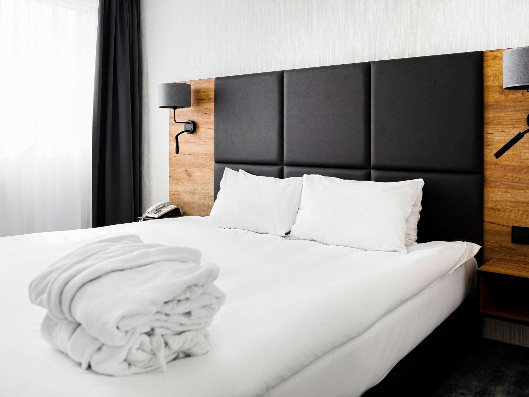 Mercure Ополе Екстериор снимка