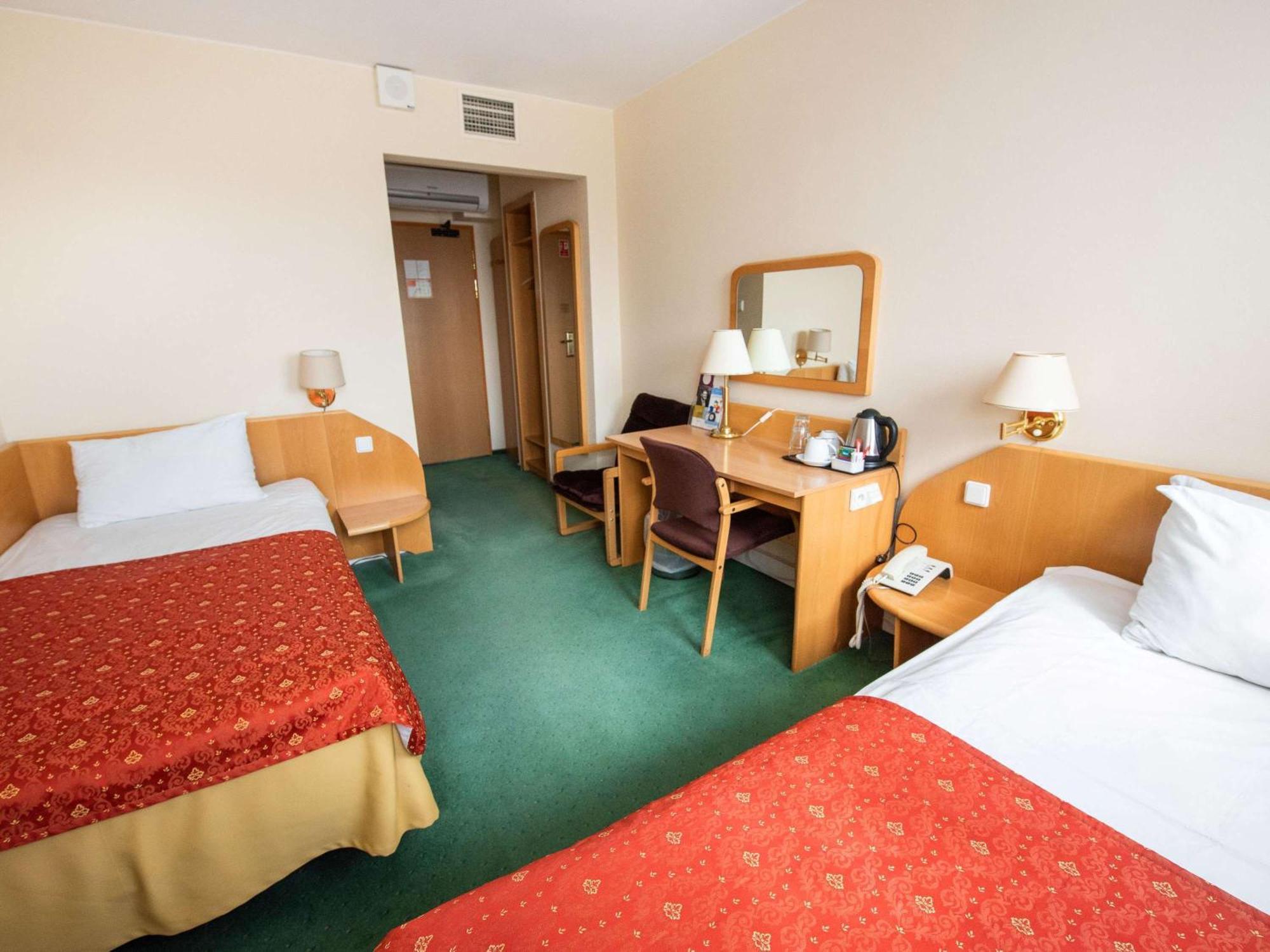 Mercure Ополе Екстериор снимка