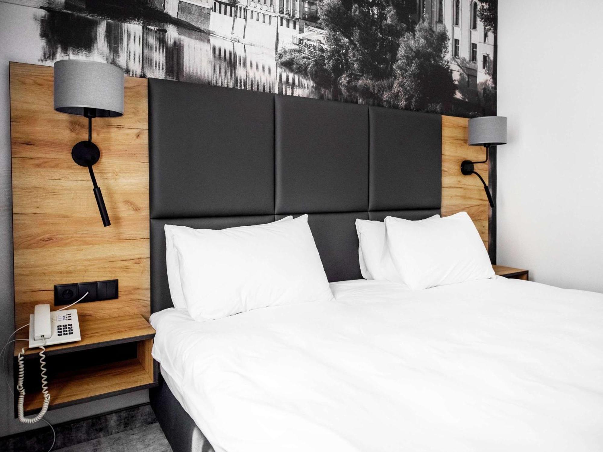 Mercure Ополе Екстериор снимка